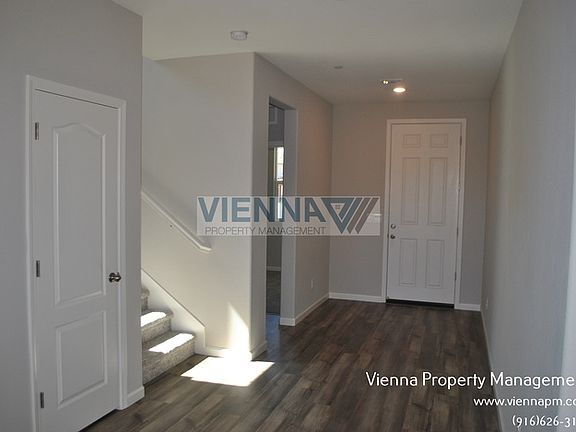 3rd image of 4600 Ring Neck Ln