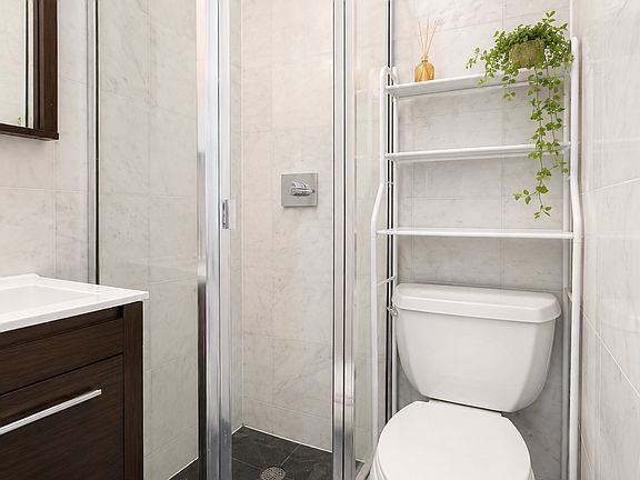 5th image of 1793 Bedford Ave #3B