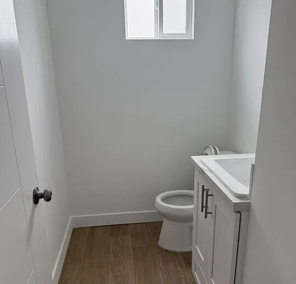 227 B N Park View St — Photo 17