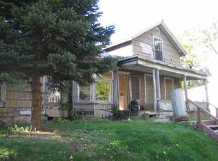 200 N Albany St, Wolcottville, IN