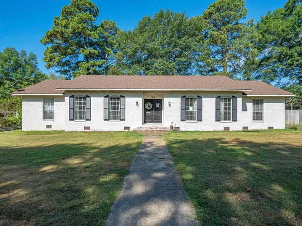 1638 Circle Dr, Malvern, AR 72104