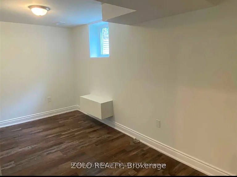 236 Renforth Dr — Photo 9