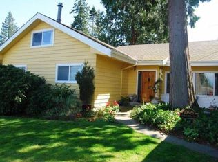 10626 Robin Hood Dr, Edmonds, WA 98020