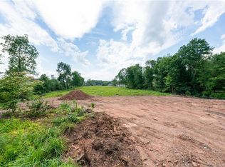 4 Orchard Hill Ln, Middletown, CT 06457