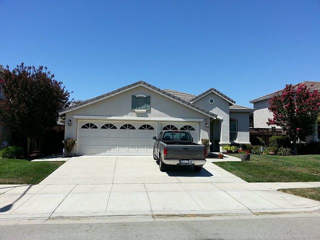 1st image of 845 Sorrento Dr