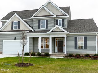 217 Grandview Dr, Elizabeth City, NC 27909