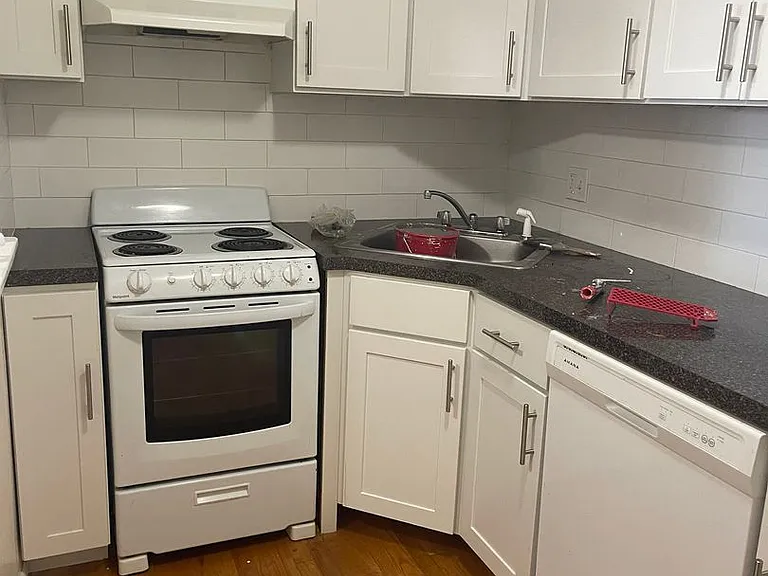 30 Allston St #9 — Photo 2