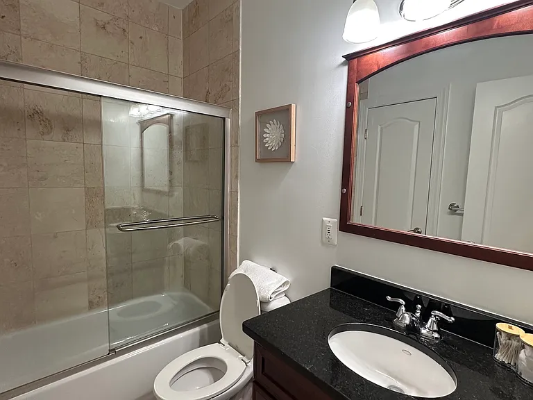 1430 Newton St NW #2 — Photo 9