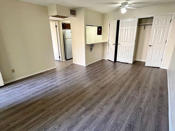 2nd image of 2360 W Denman St #41