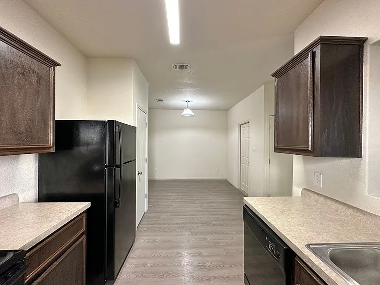 5708 Rustler Dr — Photo 9