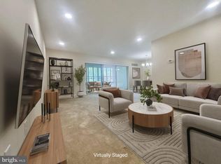 3622 Gleneagles Dr #9-2C, Silver Spring, MD 20906