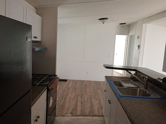 5th image of 226 Cervantes Ave