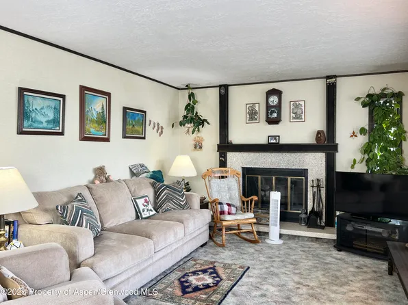 1109 Mark Cir, Meeker, CO 81641