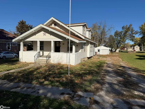 104 Park St, Garwin, IA 50632