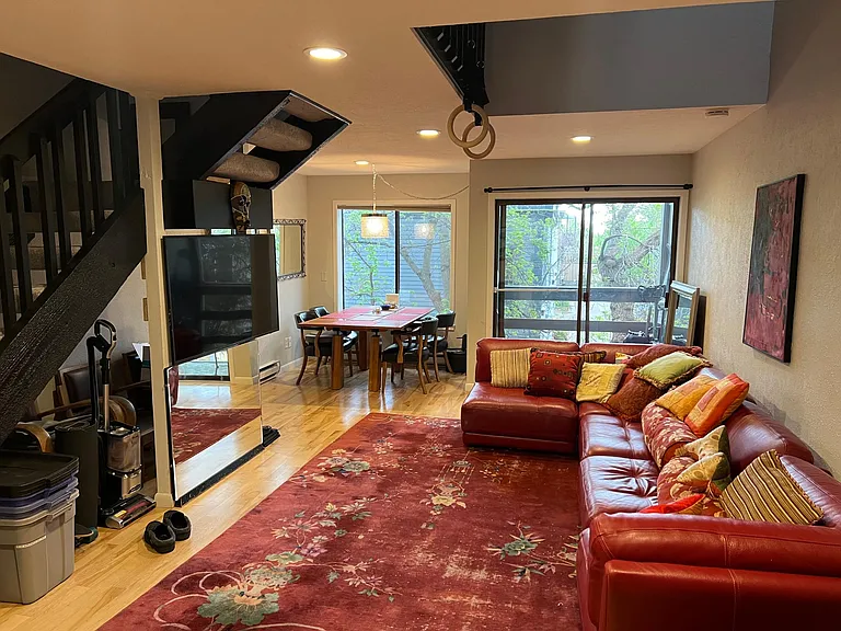 208 Pearl St #K — Photo 13