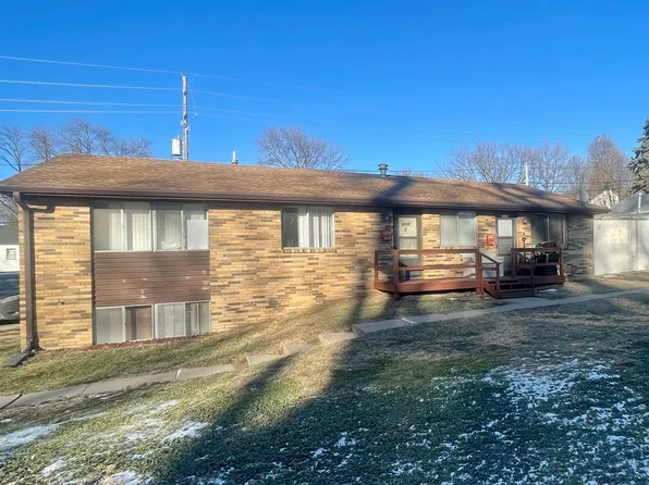 1917 S Cecelia St, Sioux City, IA 51106