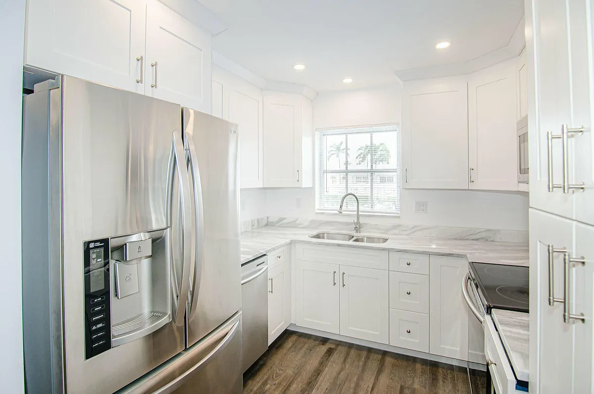 Building Photo - 2630 Emory Dr E #E