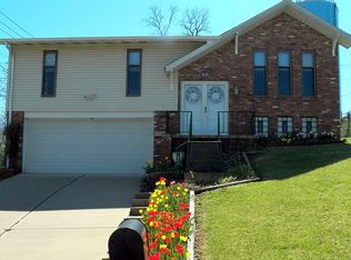66 Penna Blvd, Monessen, PA