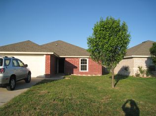 600 Copper Ct, Jarrell, TX 76537