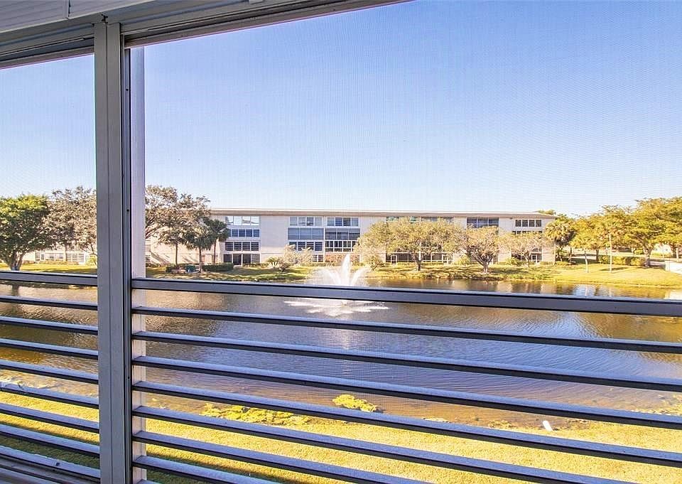1st image of 3101 Portofino Pt #M3