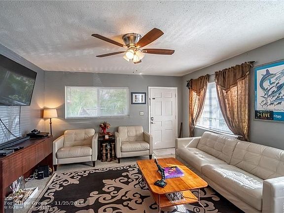 4th image of 1069 NE 34th Ct