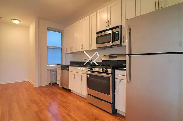 Rented by Yaffa Realty LLC | media 12