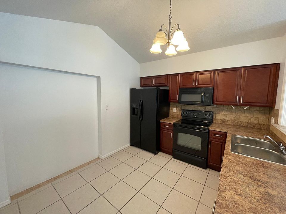 1st image of 2510 Vale Ct