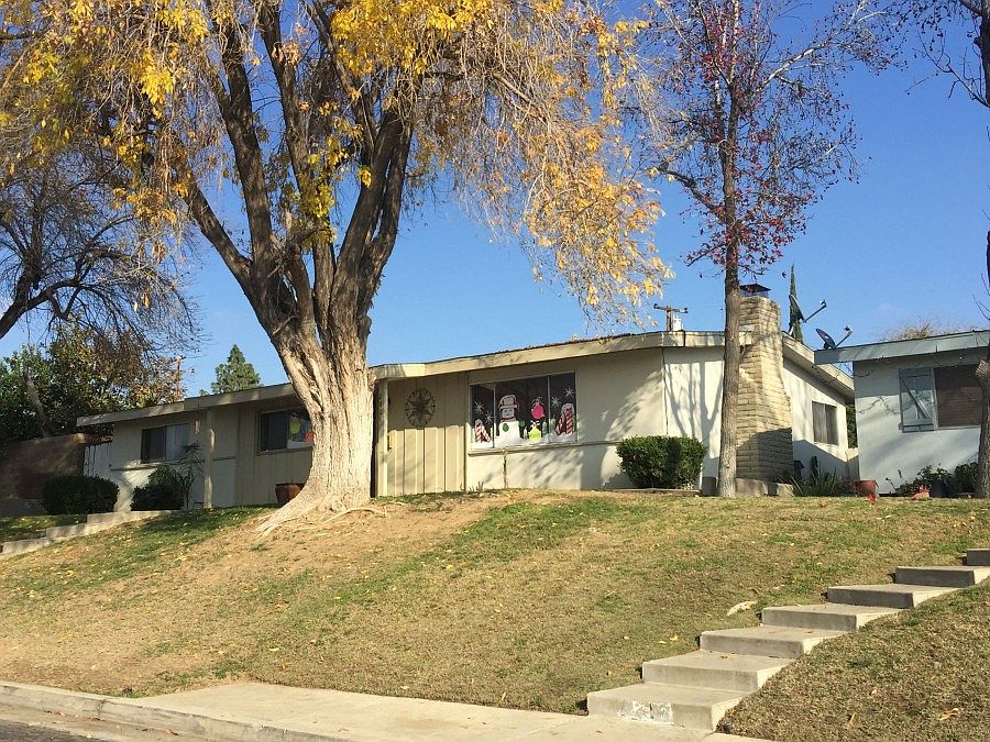 2nd image of 2821 Idaho St