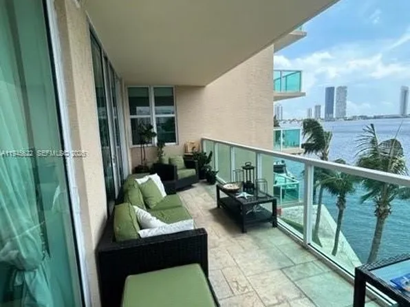 3330 190th St #415, Aventura, FL 33180