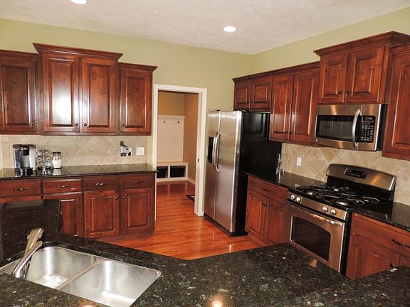 3rd image of 2491 Crystal Creek Dr
