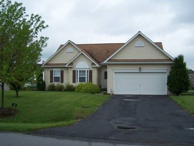 137 Barrel Horse Dr, Charles Town, WV, 25414