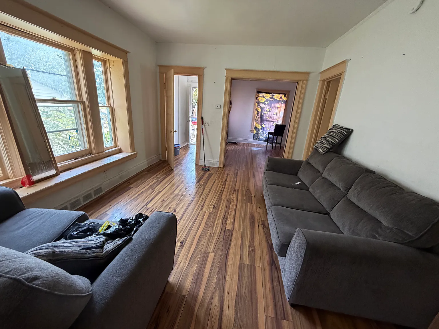 3 bed, 1100 sqft, $1,650 — Photo 4