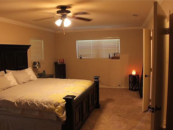 5th image of 121 Stonegate Ct