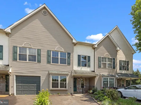 723 Dell Ct, Southampton, PA 18966