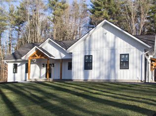 696 Eastline Rd, Ballston Spa, NY 12020
