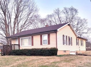 7912 E Walnut St, Lexington, IN 47138