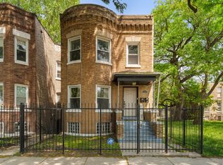 6349 S Saint Lawrence Ave #1, Chicago, IL 60637
