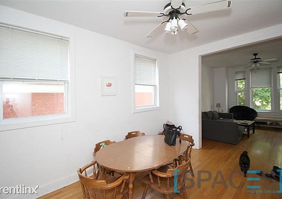 2nd image of 3311 N Hoyne Ave Fl 2