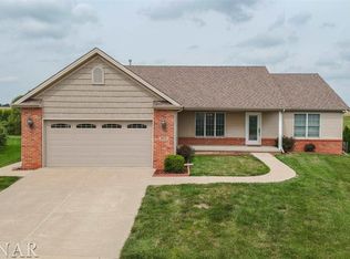 2078 Denton Ln, Normal, IL 61761