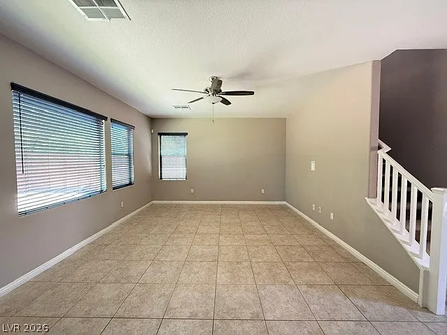 10319 Trillium Dr — Photo 4