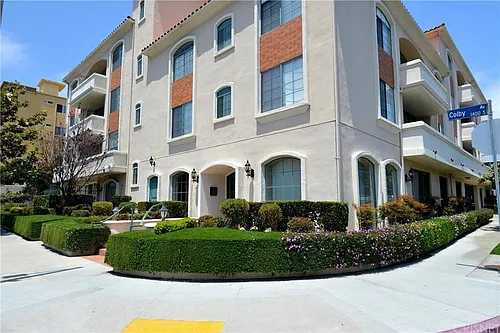 1430 Colby Ave #105 Photo 1