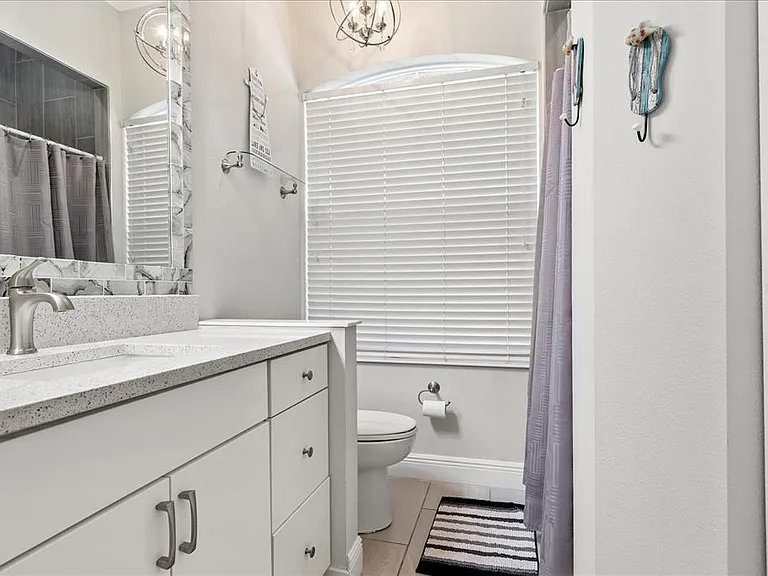 4615 4th Avenue Dr E — Photo 10