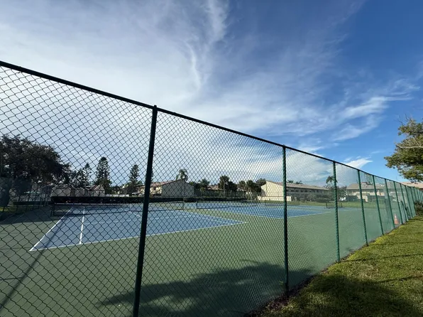 9209 Seminole Blvd APT 146, Seminole, FL 33772