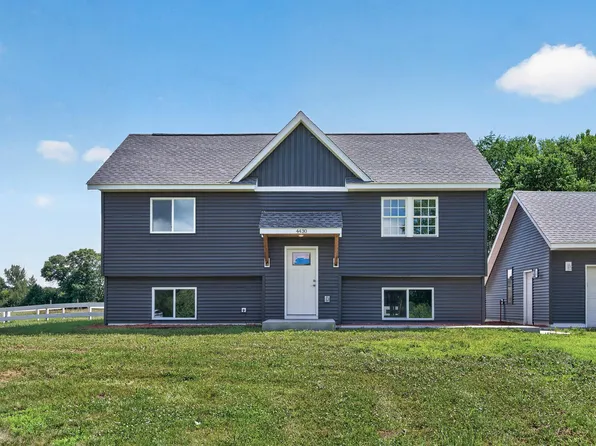 4430 214th Ave NW, Oak Grove, MN 55303