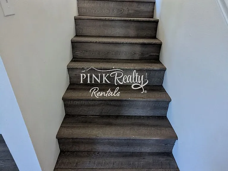 4026 Shelley Ave — Photo 5
