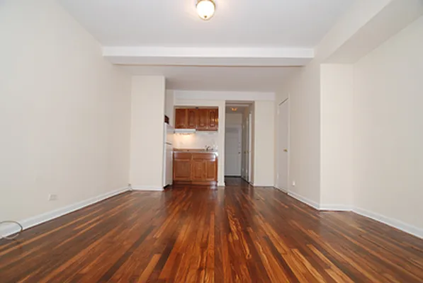 Sold by Buchbinder & Warren | media 5