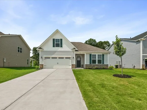 184 Hunter Ridge Dr, Boiling Springs, SC 29316