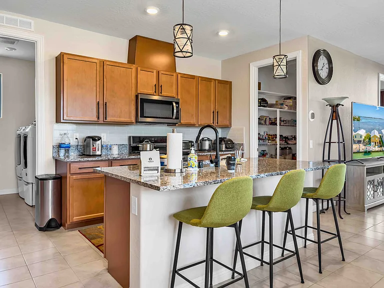 2404 Cold Canyon Ave — Photo 16