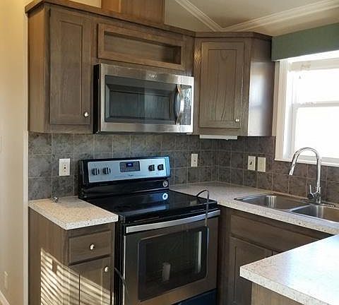 4th image of 7309 Hurst Ln