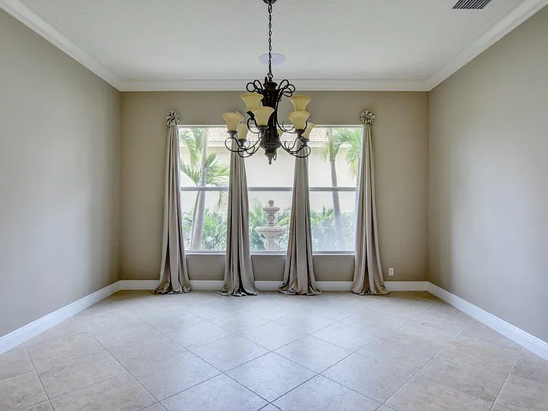6669 Cobia Cir — Photo 8